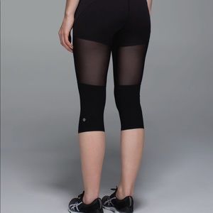 Lululemon Training Tough Crop in Black